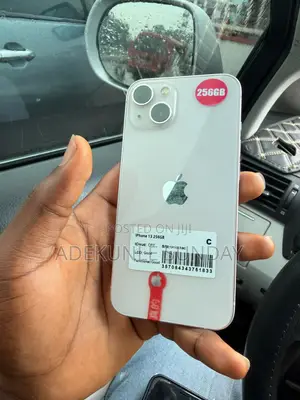 Apple iPhone 13 256 GB Pink