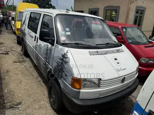 Volkswagen Transporter 2005 White