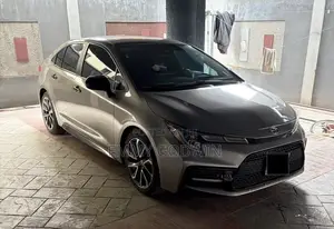 Toyota Corolla SE 2020 Beige