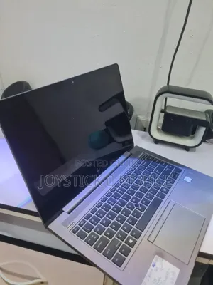 Laptop HP ZBook 15u G5 256GB Intel Core i7 HDD+SSD 512GB