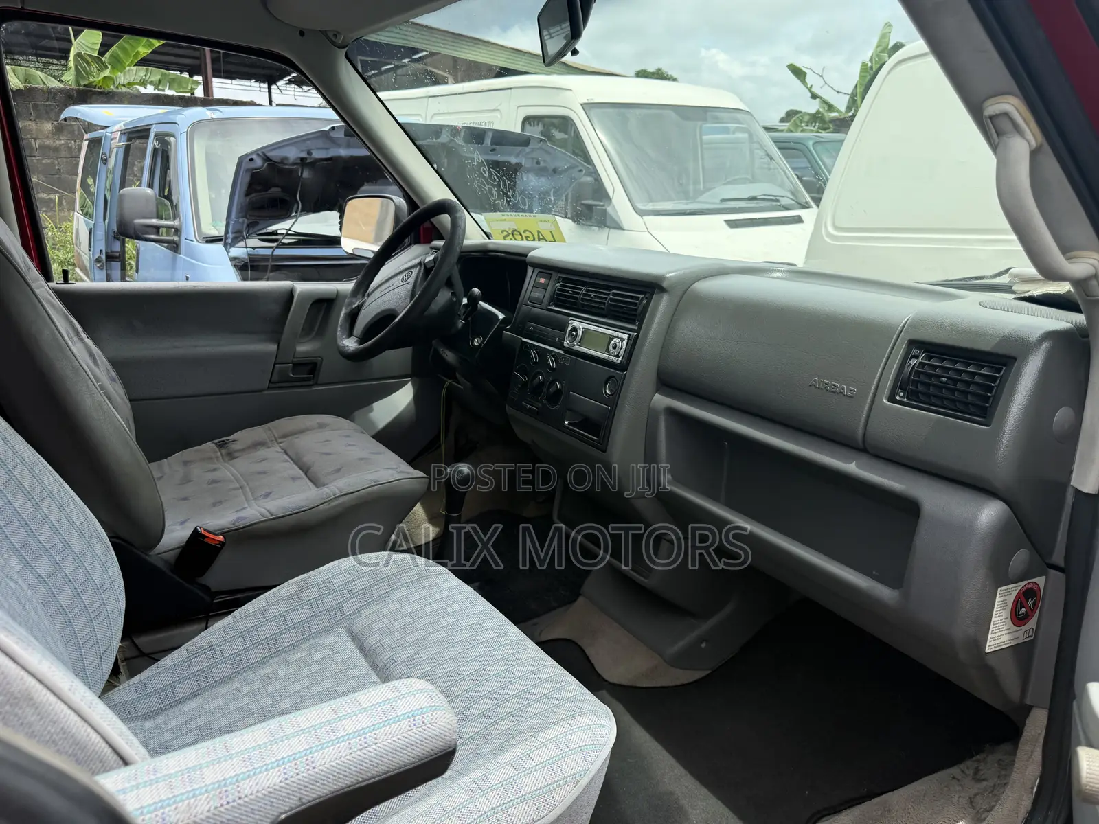 Volkswagen Transporter 2005 Red