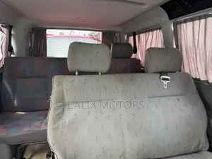 Volkswagen Transporter 2005 Red