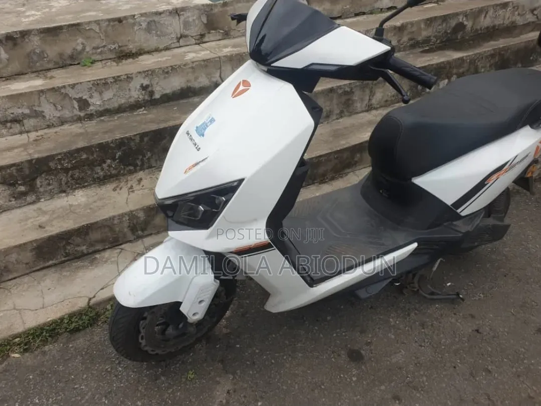 TVS 2022 Black