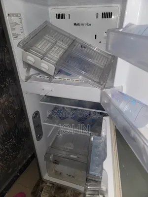 LG Smart Inverter Fridge. 260L
