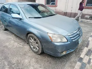 Toyota Avalon 2010 Blue