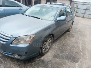 Toyota Avalon 2010 Blue