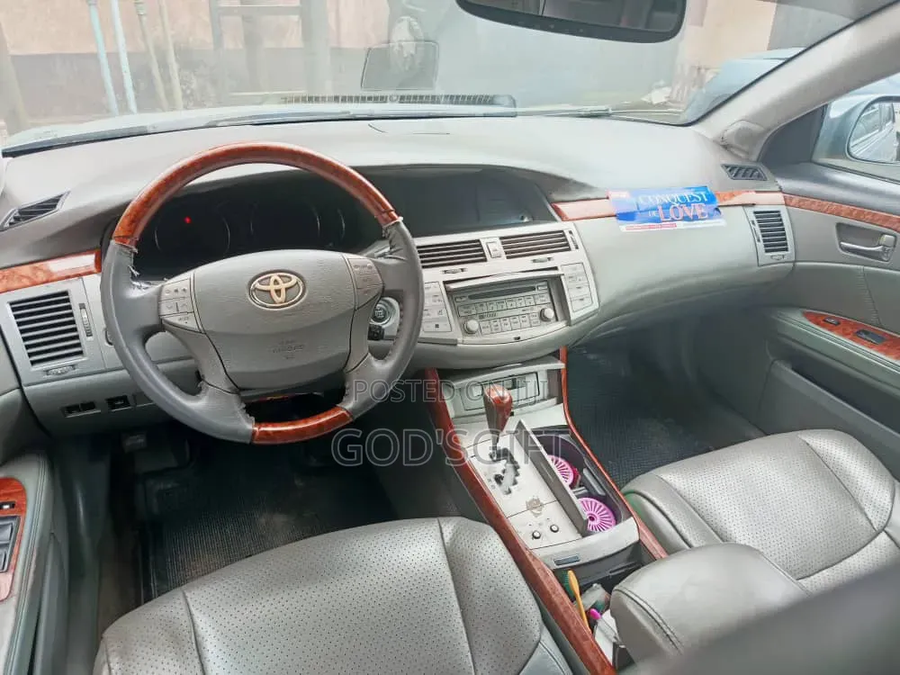 Toyota Avalon 2010 Blue