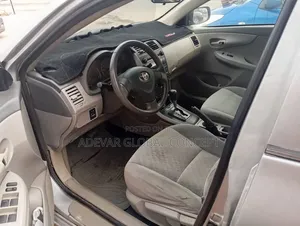Toyota Camry LE 4dr Sedan (2.4L 4cyl 5A) 2008 Silver