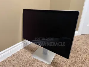 Dell UP2715K IPS 27" Monitor