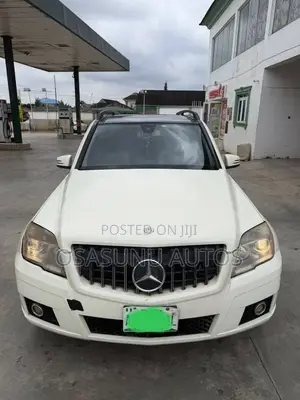 Mercedes-Benz GLK-Class 350 4MATIC 2010 White