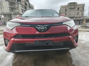 Toyota RAV4 Limited AWD (2.5L 4cyl 6A) 2016 Red
