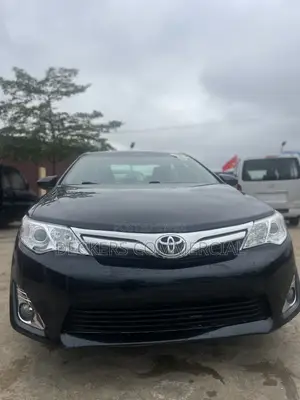 Toyota Camry LE 4dr Sedan (2.5L 4cyl 6A) 2013 Matt Black
