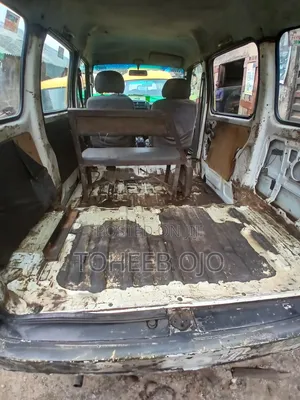 Volkswagen Transporter 1996 Yellow
