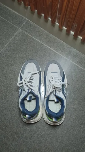 Canvas Shoe