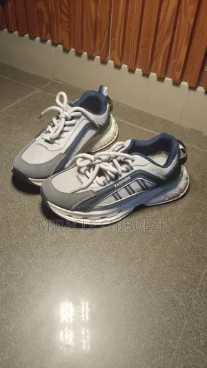 Canvas Shoe
