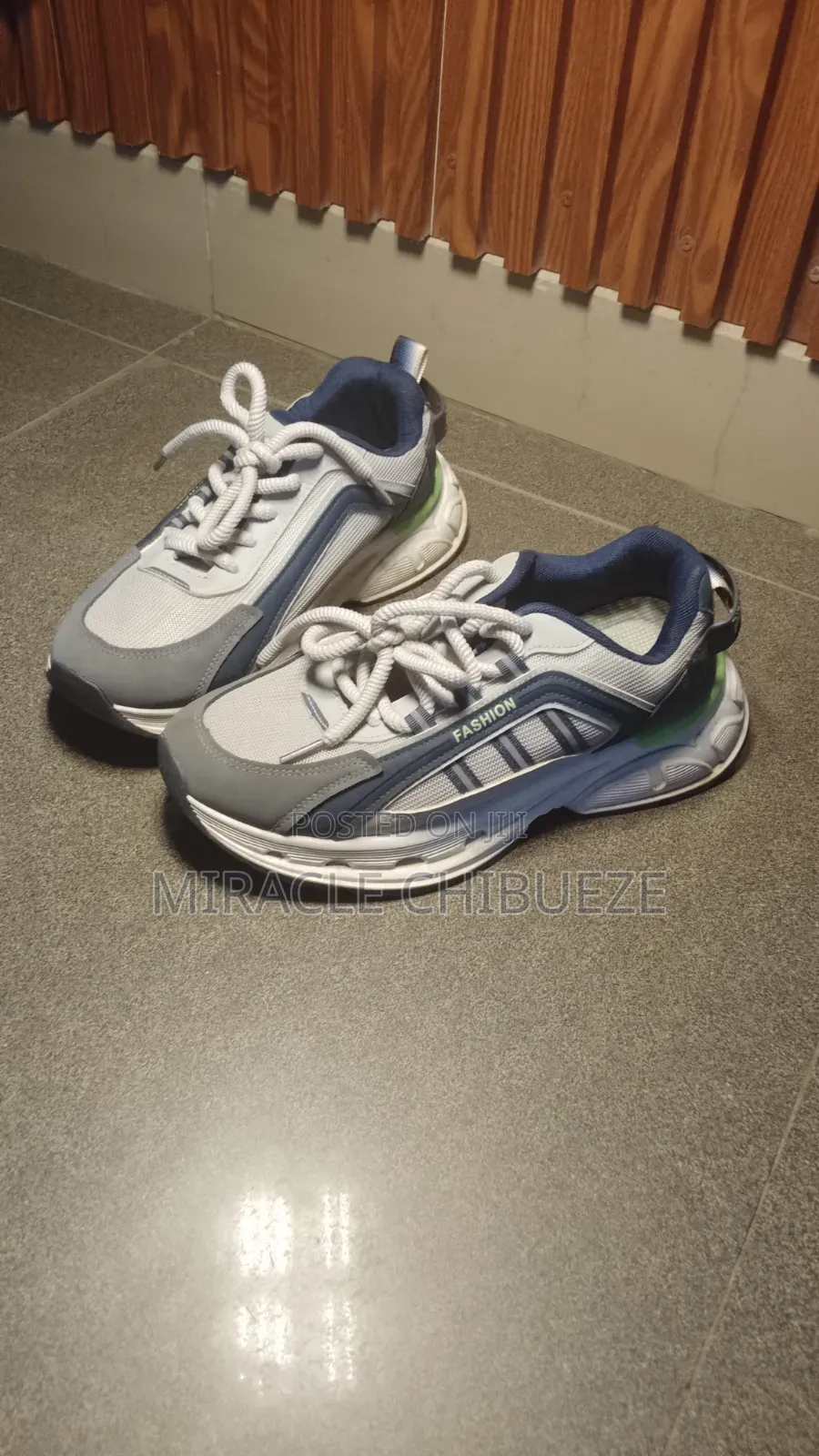 Canvas Shoe