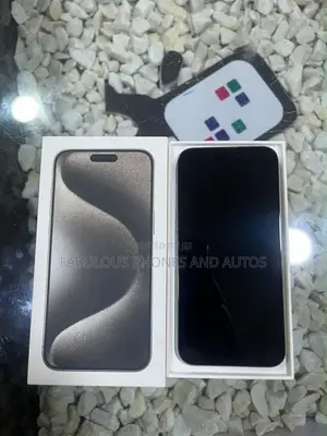 Apple iPhone 15 Pro Max 256 GB Silver