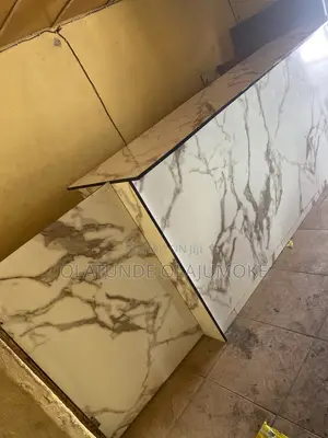 Receptionist Table/Cabinet