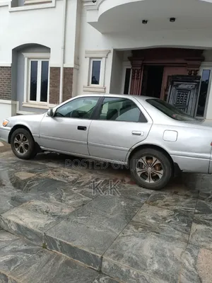 Toyota Camry 2002 Silver
