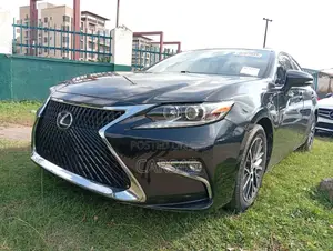 Lexus ES 2017 Black