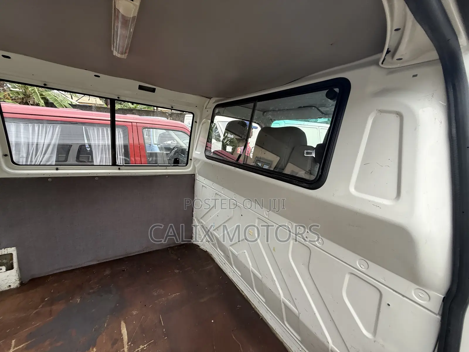 Volkswagen Transporter 2005 White