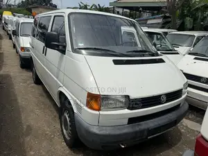 Volkswagen Transporter 2006 White