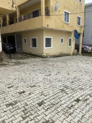 1bdrm Block of Flats in Private Residence, Durumi for rent