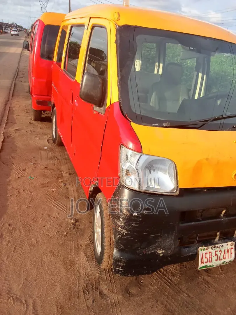 Daihatsu Hijet 2000