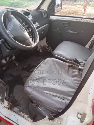 Daihatsu Hijet 2000