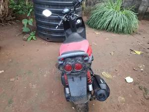 Yamaha 2016 Red