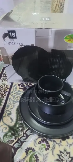 16 Pieces Dinner Set