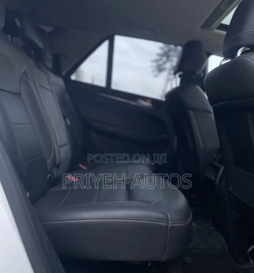 Mercedes-Benz M Class 2012 White