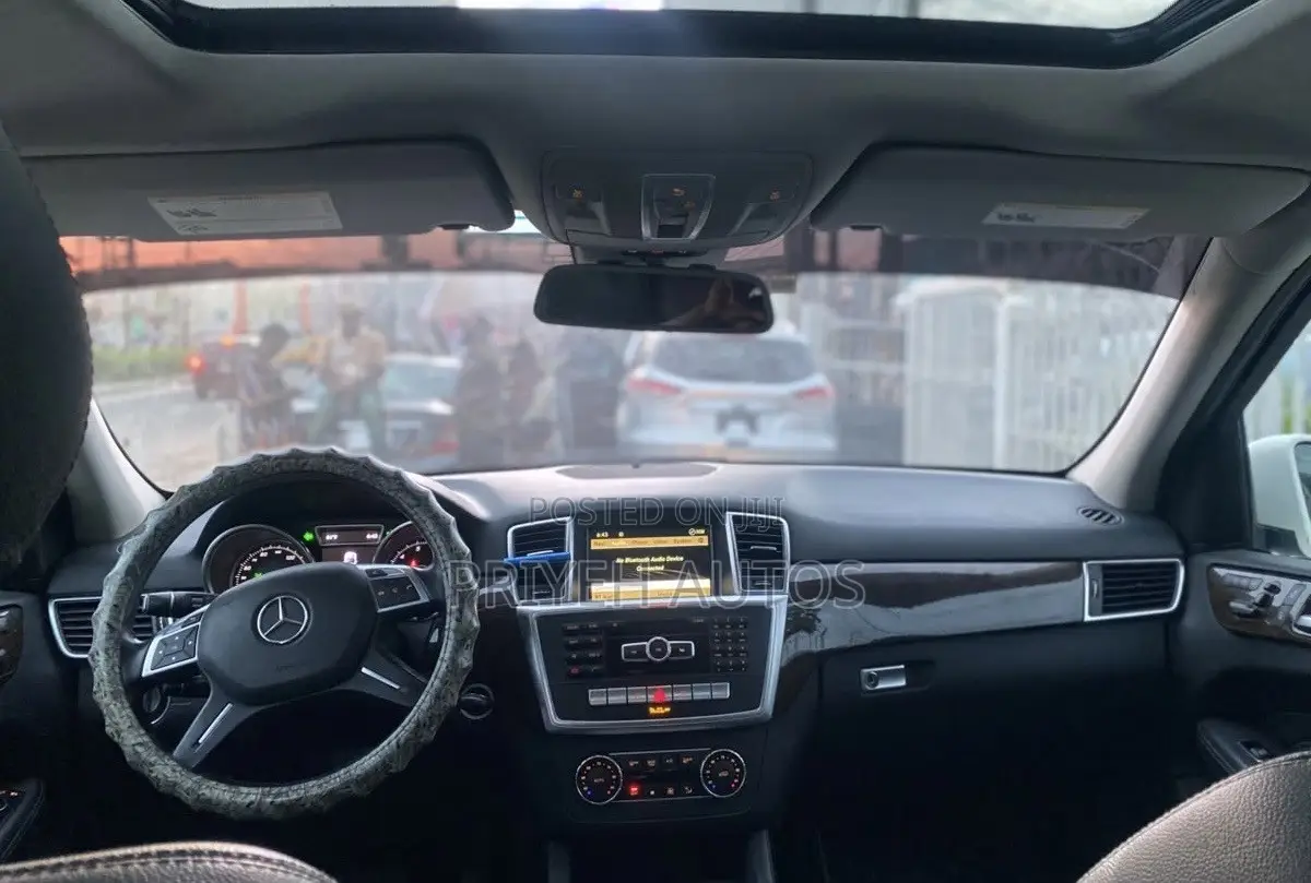 Mercedes-Benz M Class 2012 White
