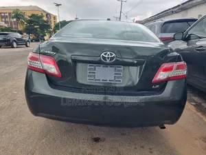 Toyota Camry 2010 Green