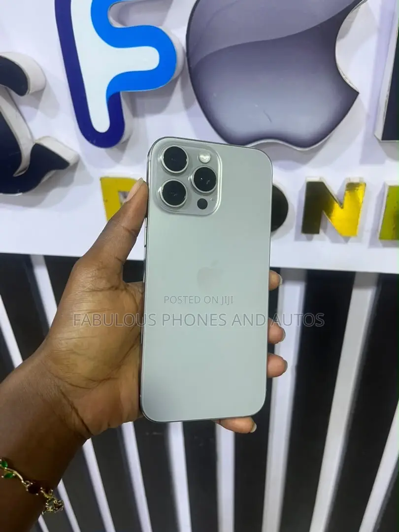Apple iPhone 16 Pro Max 256 GB Silver