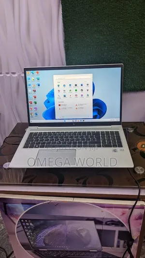 Laptop HP EliteBook 840 G8 16GB Intel Core i7 SSD 512GB