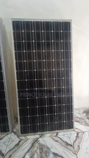 300 Watts Canadians Solar Panel