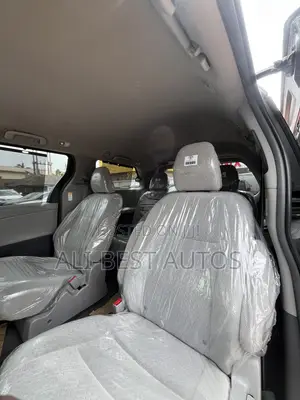 Toyota Sienna 2016 Gray