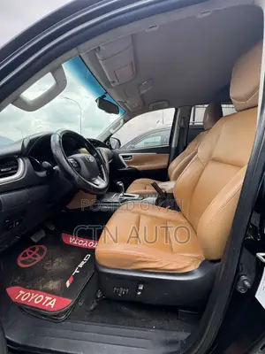 Toyota Fortuner 2.7 AWD 2020 Black