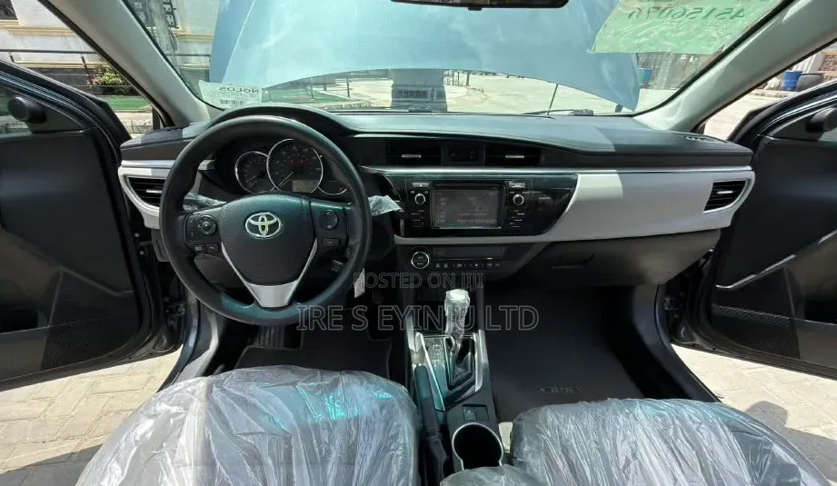 Toyota Corolla 2015 Gray