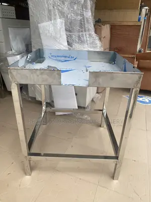 Receiving Table for Mono Block Machine