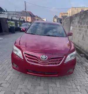 Toyota Camry 2010 Red