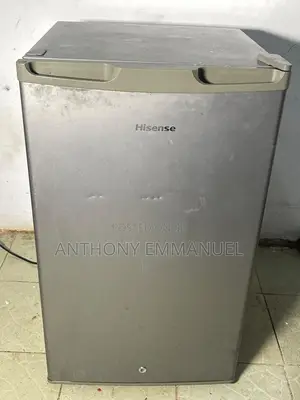 Hisense Mini Refrigerator