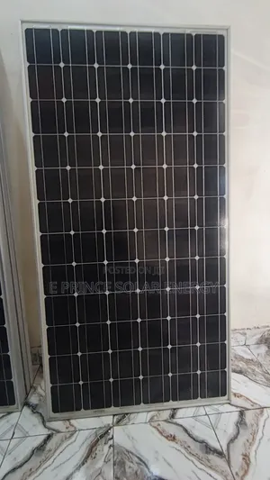 300 Watts Canadians Solar Panel Mono