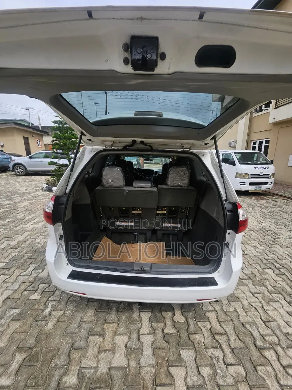 Toyota Sienna 2016 White
