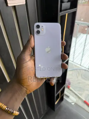 Apple iPhone 11 64 GB Purple