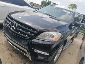 Mercedes-Benz M Class ML350 4MATIC 4dr SUV AWD (3.5L 6cyl 7A) 2015