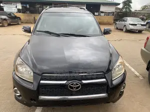 Toyota RAV4 2011 Black