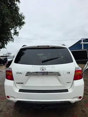 Toyota Highlander Limited 2009 White