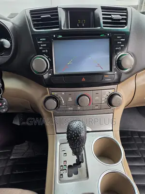 Toyota Highlander Limited 2009 White